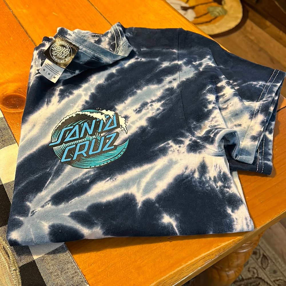 Santa Cruz t shirt. Worn once